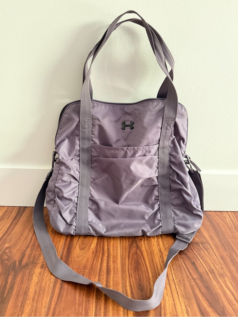 Under Armour mauve gray tote gym travel bag